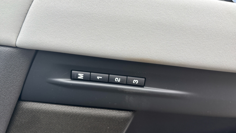 Land Rover Range Rover Evoque 1.5 P270e Edition 5dr Auto Hatchback